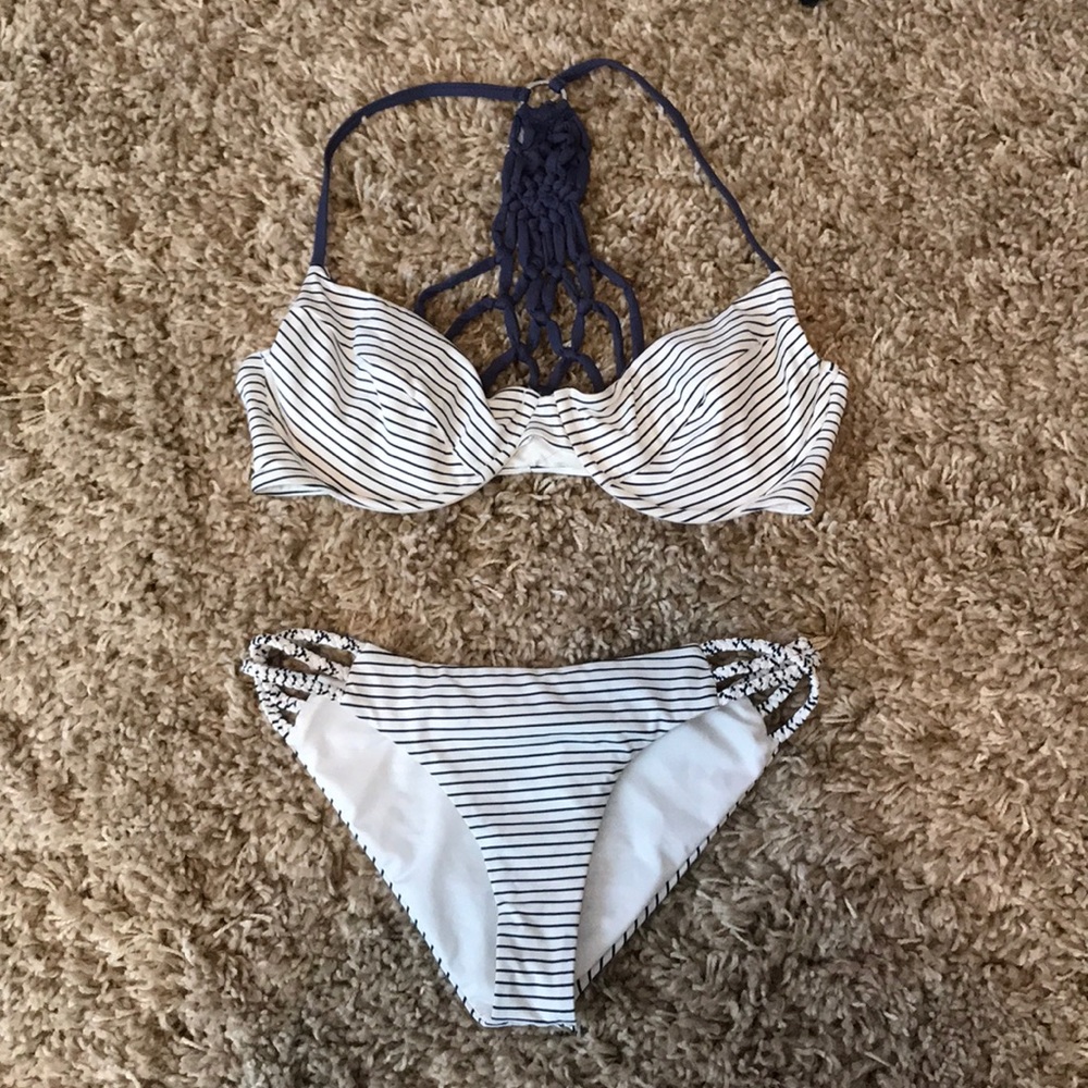 Striped Frankie’s Bikini!